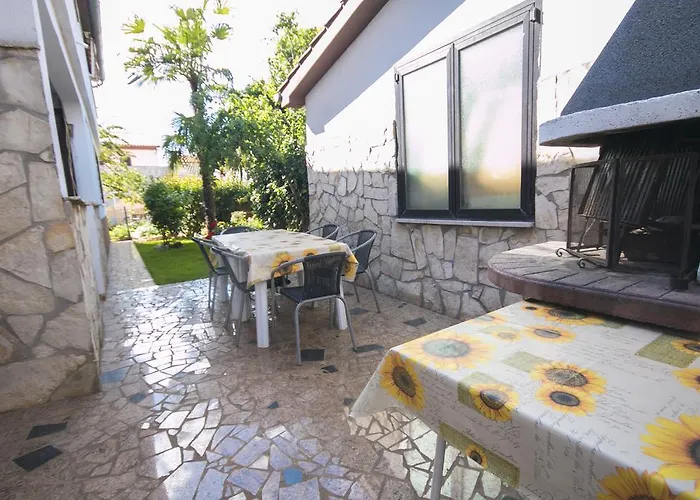 2 App For 3 Persons With 2 Terraces Near Beach&town *