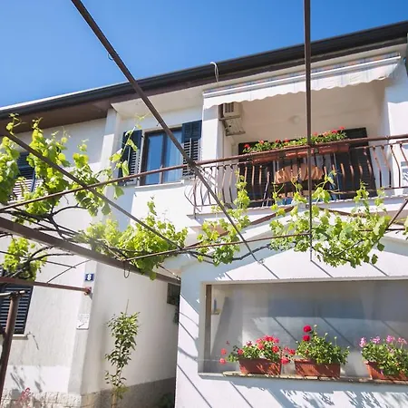 Apartment 2 App For 3 Persons With 2 Terraces Near Beach&town
