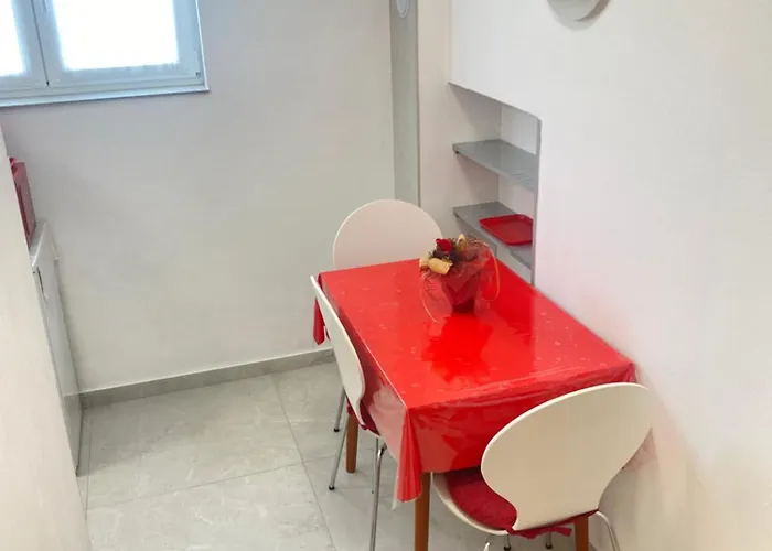 2 App For 3 Persons With 2 Terraces Near Beach&town * Poreč