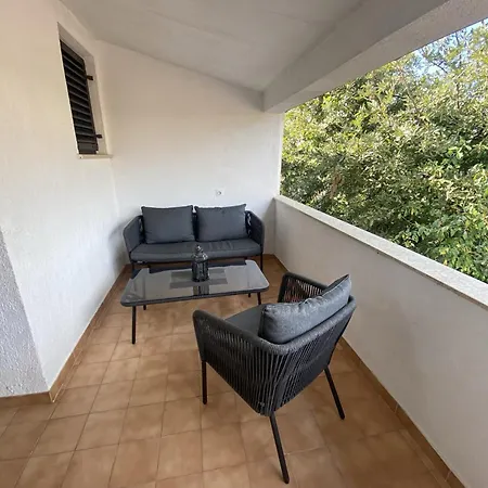 2 App For 3 Persons With 2 Terraces Near Beach&town Poreč