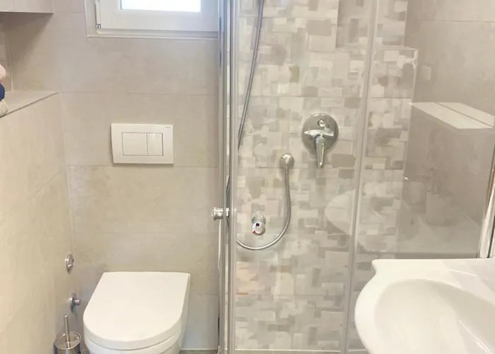 Lägenhet 2 App For 3 Persons With 2 Terraces Near Beach&town